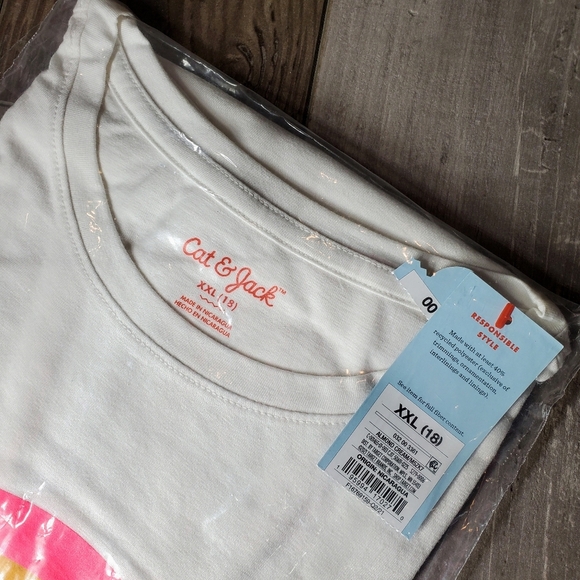 NWT Cat & Jack Girls Rainbow Graphic Tee T-Shirt Size XXL 18 Almond Cream - Picture 11 of 11